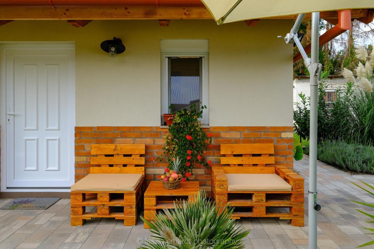Ciprus Porta Apartmanok Balatonkenese Exterior foto