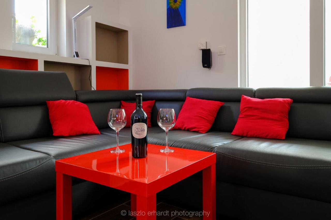 Ciprus Porta Apartmanok Balatonkenese Exterior foto