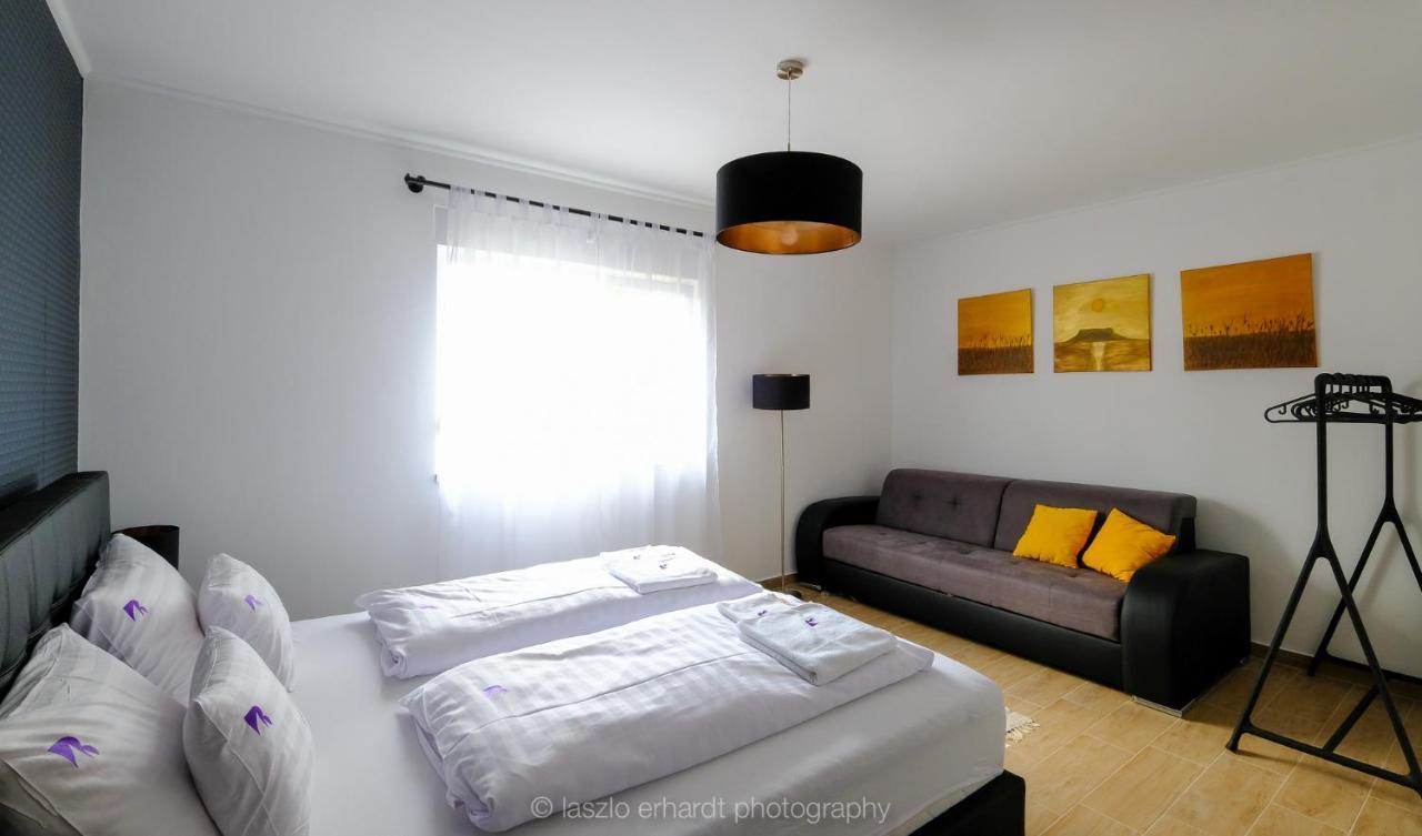 Ciprus Porta Apartmanok Balatonkenese Exterior foto