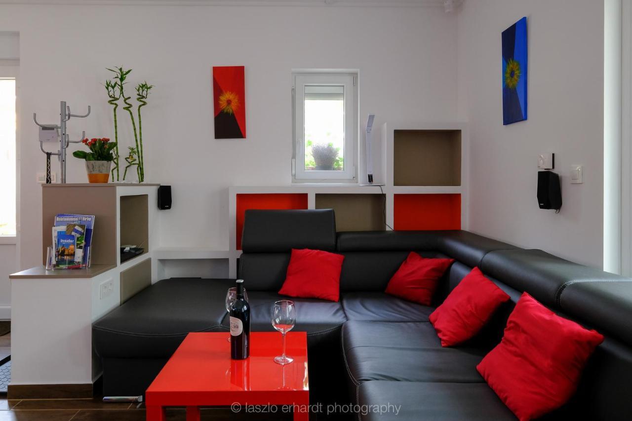Ciprus Porta Apartmanok Balatonkenese Exterior foto