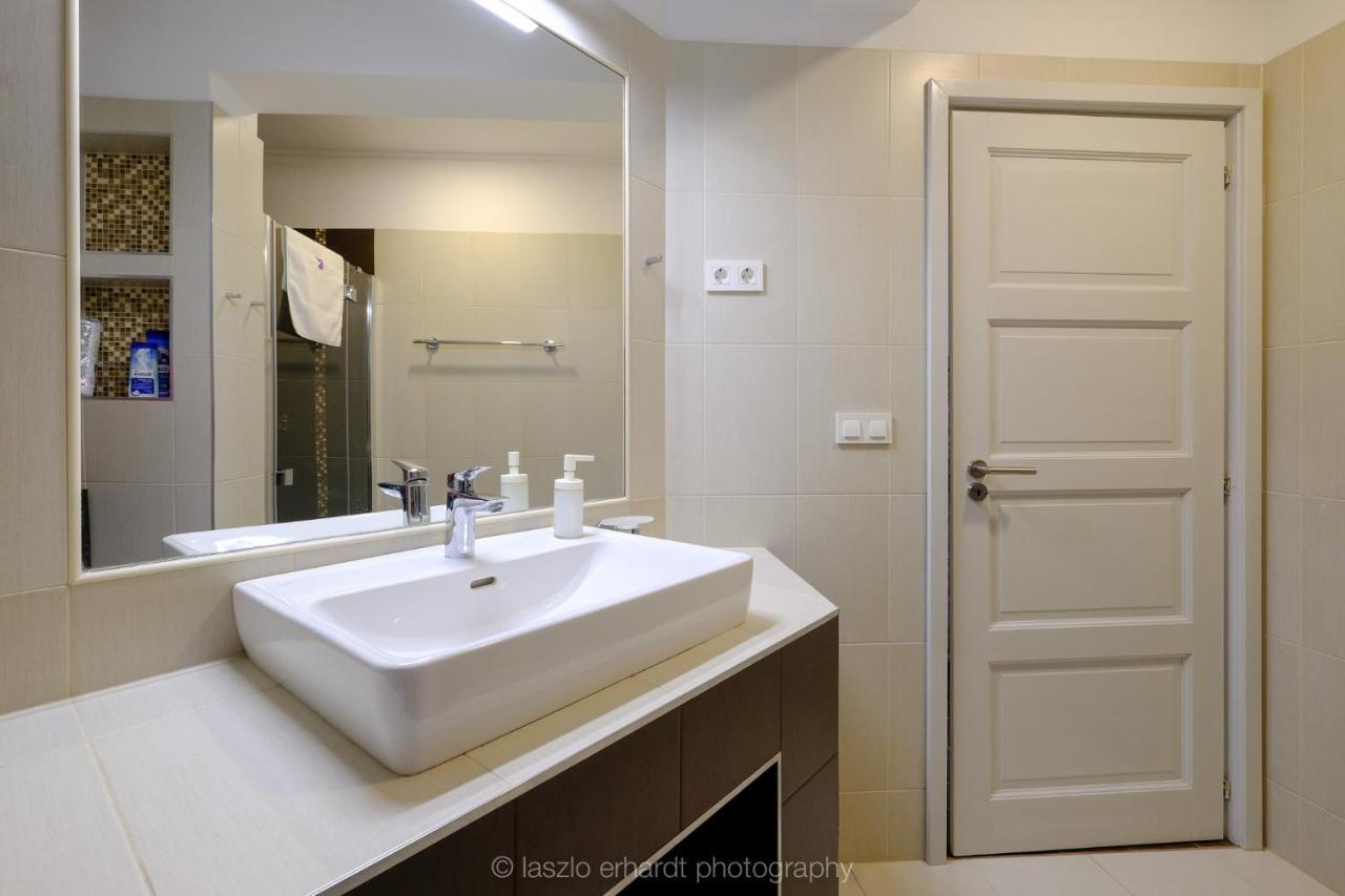 Ciprus Porta Apartmanok Balatonkenese Exterior foto