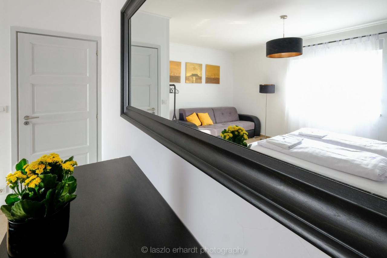 Ciprus Porta Apartmanok Balatonkenese Exterior foto